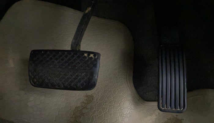 2019 Honda Amaze 1.2L I-VTEC VX CVT, Petrol, Automatic, 1,09,275 km, Pedals