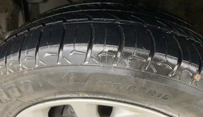 2019 Honda Amaze 1.2L I-VTEC VX CVT, Petrol, Automatic, 1,09,275 km, Left Front Tyre Tread