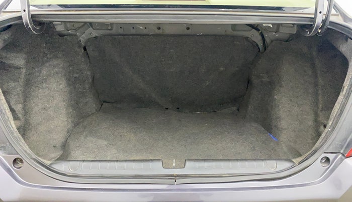 2019 Honda Amaze 1.2L I-VTEC VX CVT, Petrol, Automatic, 1,09,275 km, Boot Inside