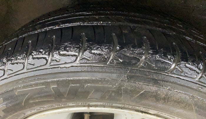 2019 Honda Amaze 1.2L I-VTEC VX CVT, Petrol, Automatic, 1,09,275 km, Right Rear Tyre Tread