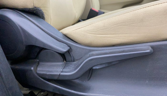 2019 Honda Amaze 1.2L I-VTEC VX CVT, Petrol, Automatic, 1,09,275 km, Driver Side Adjustment Panel