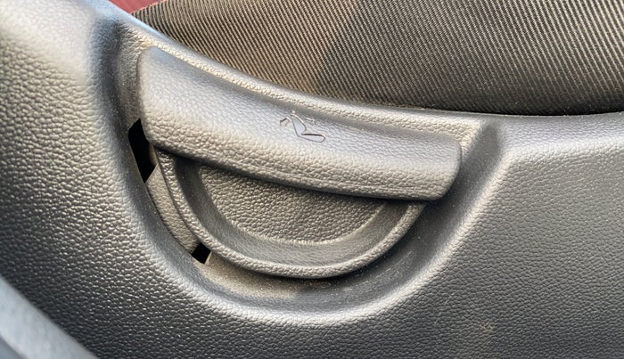 2016 Hyundai Grand i10 1.2 SPORTZ PRIME EDITION VTVT, Petrol, Manual, 48,239 km, Driver Side Adjustment Panel