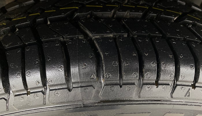 2017 Tata Tiago XT PETROL, Petrol, Manual, 60,025 km, Left Rear Tyre Tread