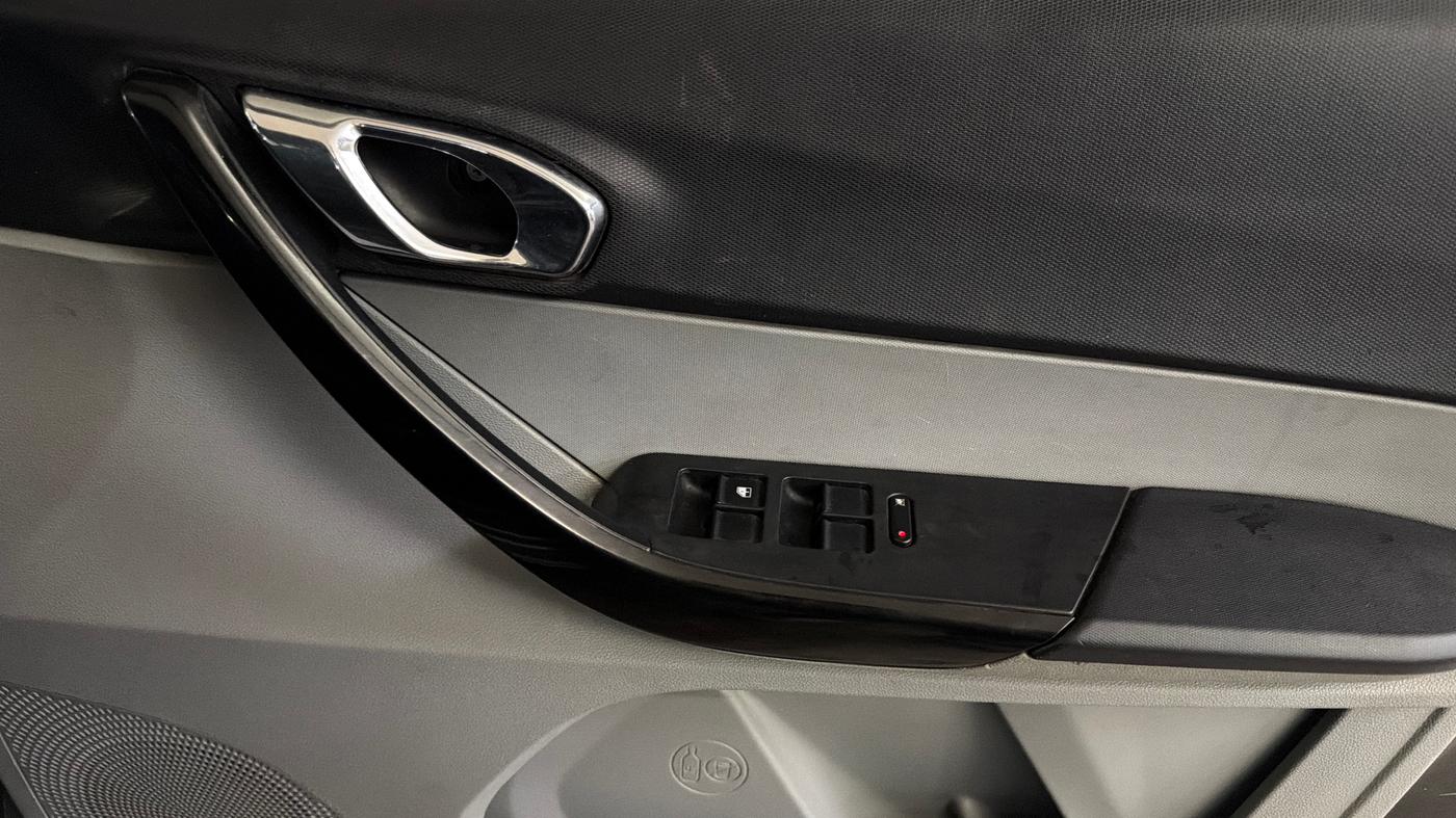 2020 Tata Tiago XZA PLUS PETROL, Petrol, Automatic, 57,342 km, Driver Side Door Panels Control
