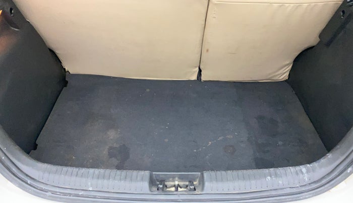 2012 Hyundai i20 ASTA 1.2, Petrol, Manual, 62,503 km, Boot Inside