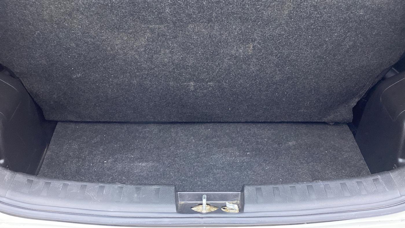 2013 Maruti Swift VXI, Petrol, Manual, 67,258 km, Boot Inside