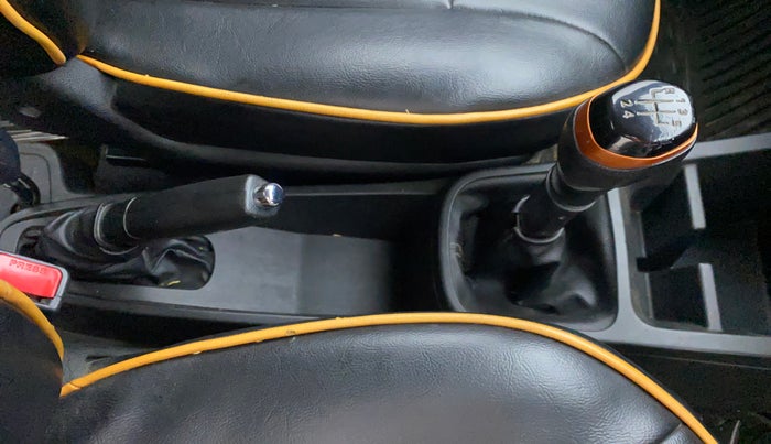 2020 Renault Kwid CLIMBER 1.0 (O), Petrol, Manual, 67,647 km, Gear Lever