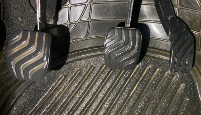 2020 Renault Kwid CLIMBER 1.0 (O), Petrol, Manual, 67,647 km, Pedals