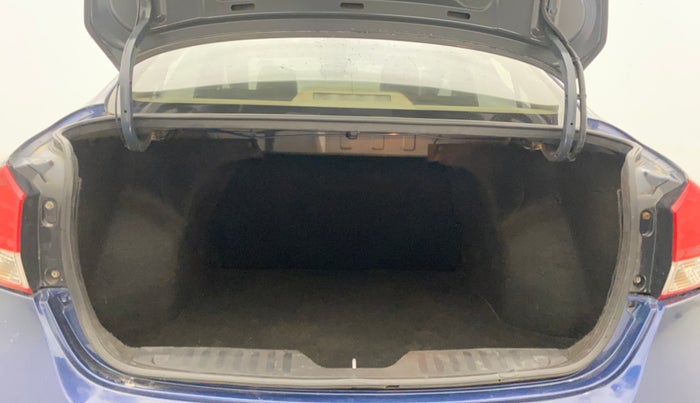 2017 Maruti Ciaz ALPHA 1.4 PETROL, Petrol, Manual, 81,573 km, Boot Inside