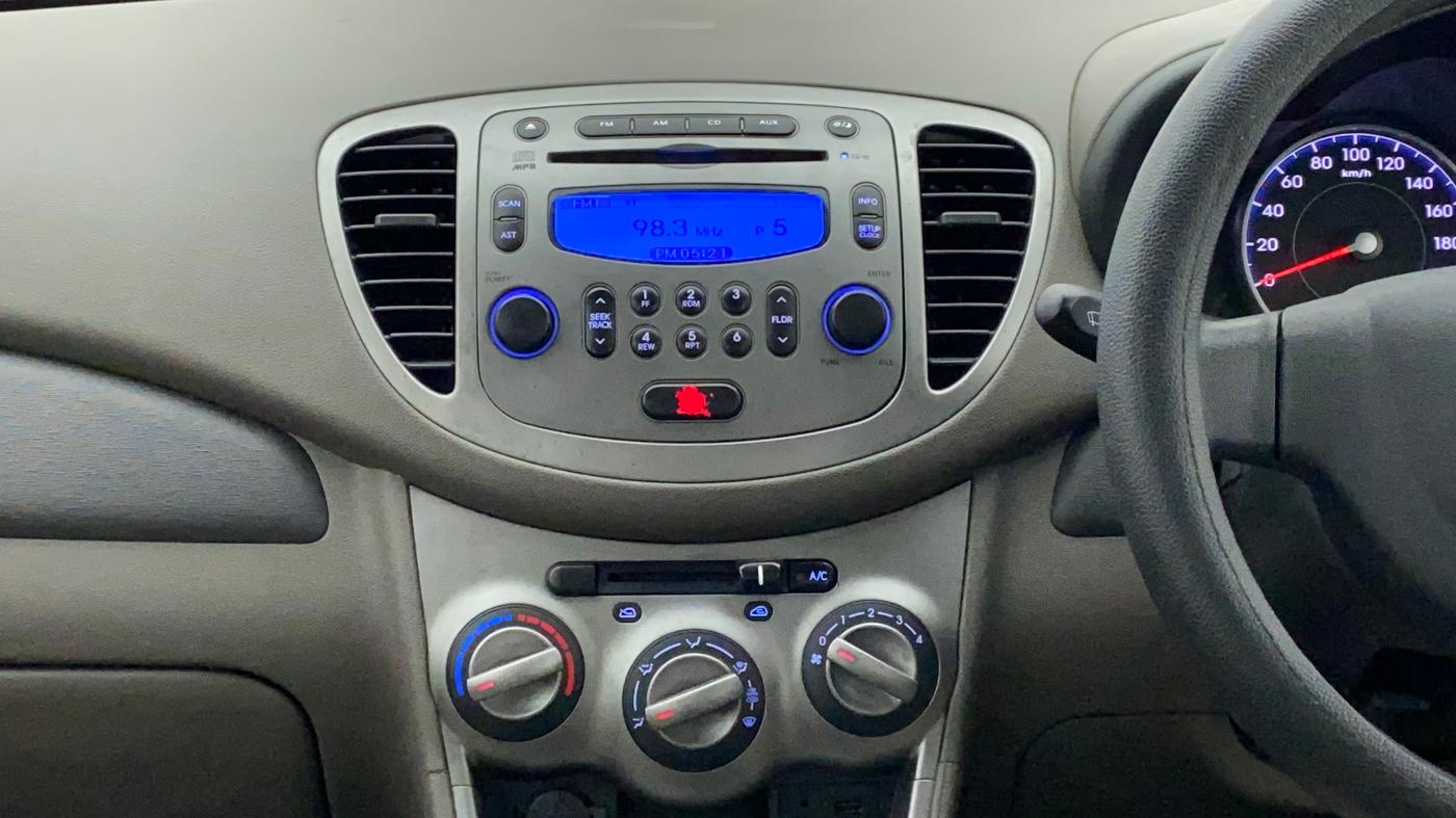 2014 Hyundai i10 SPORTZ 1.1, Petrol, Manual, 54,729 km, Air Conditioner