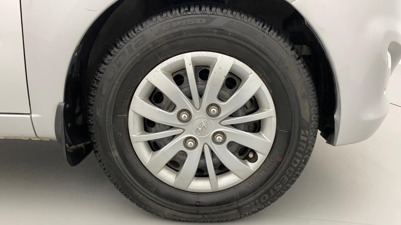 2014 Hyundai i10 SPORTZ 1.1, Petrol, Manual, 54,729 km, Right Front Wheel