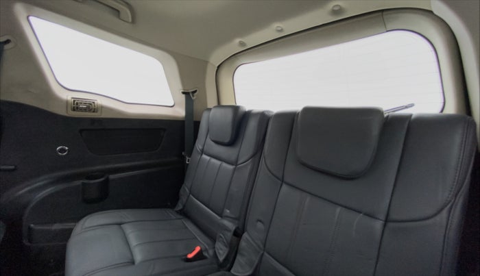 2017 Mahindra XUV500 W10 AT FWD, Diesel, Automatic, 93,913 km, Third Seat Row ( optional )