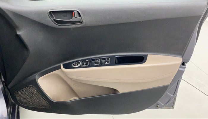 2018 Hyundai Grand i10 MAGNA 1.2 KAPPA VTVT, CNG, Manual, 82,686 km, Driver Side Door Panels Control