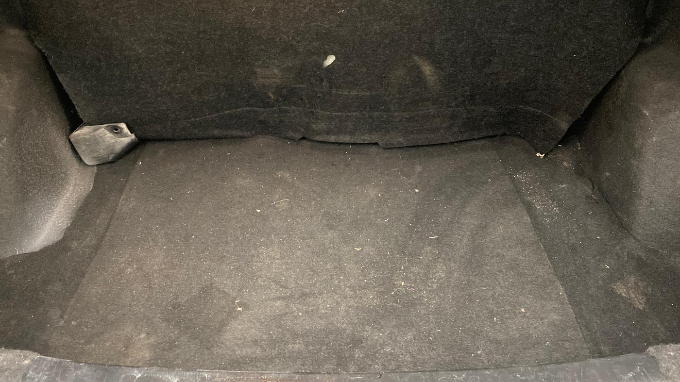 2014 Maruti Swift Dzire VDI, Diesel, Manual, 99,716 km, Boot Inside