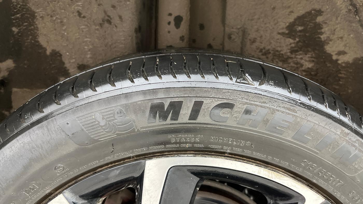 2022 MG ASTOR SHARP 1.3 TURBO AT, Petrol, Automatic, 33,380 km, Right Rear Tyre Tread