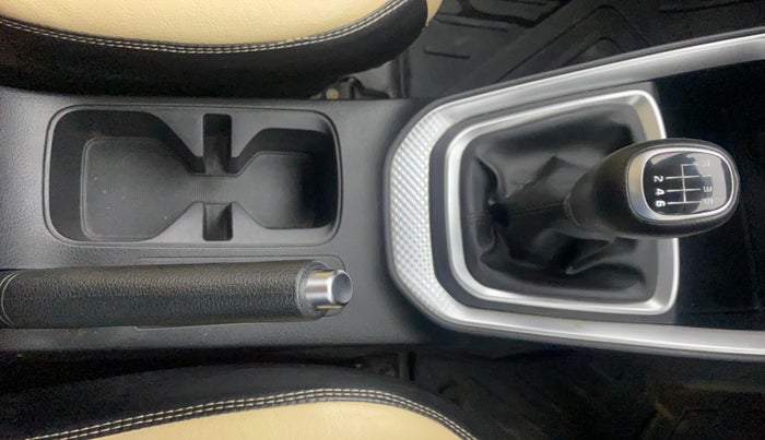 2020 KIA SONET HTX 1.0 IMT, Petrol, Manual, 17,258 km, Gear Lever