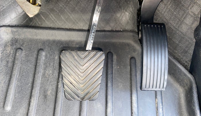 2020 KIA SONET HTX 1.0 IMT, Petrol, Manual, 17,258 km, Pedals