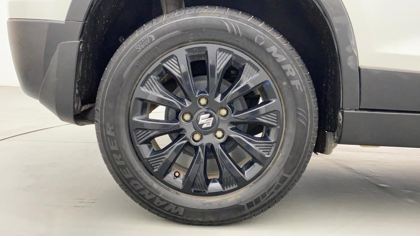 2020 Maruti Vitara Brezza ZXI AT SHVS, Petrol, Automatic, 55,214 km, Right Rear Wheel