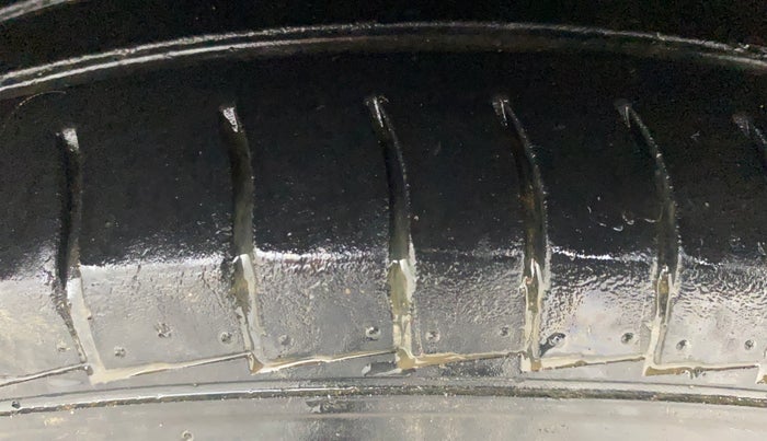 2019 Hyundai NEW SANTRO MAGNA, Petrol, Manual, 28,005 km, Left Front Tyre Tread