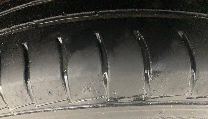 2019 Hyundai NEW SANTRO MAGNA, Petrol, Manual, 28,005 km, Right Front Tyre Tread