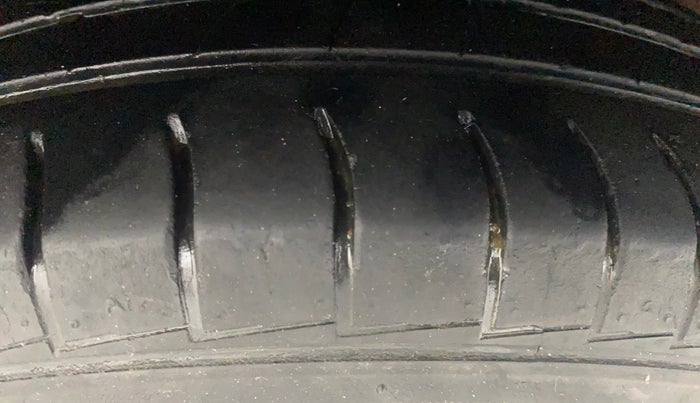 2019 Hyundai NEW SANTRO MAGNA, Petrol, Manual, 28,005 km, Right Rear Tyre Tread