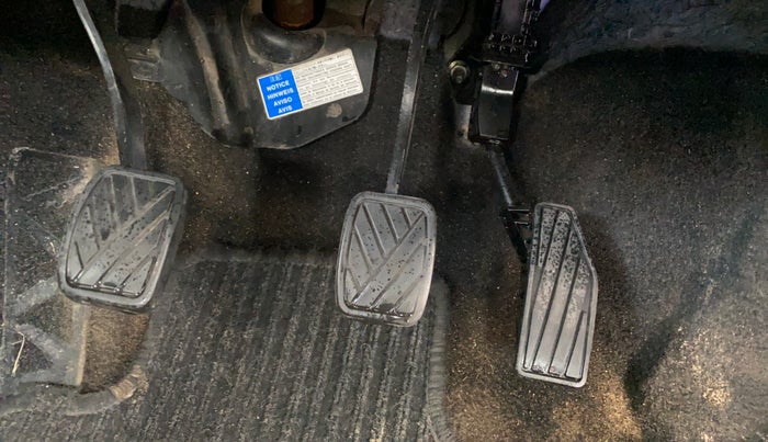 2016 Maruti Baleno DELTA PETROL 1.2, Petrol, Manual, 60,277 km, Pedals