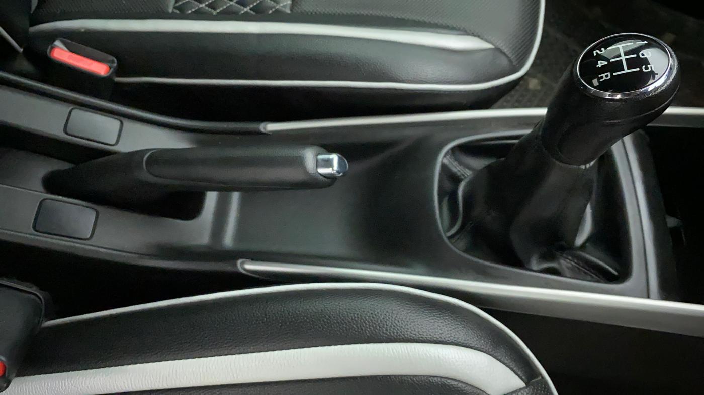 2018 Maruti Baleno ZETA PETROL 1.2, Petrol, Manual, 23,554 km, Gear Lever