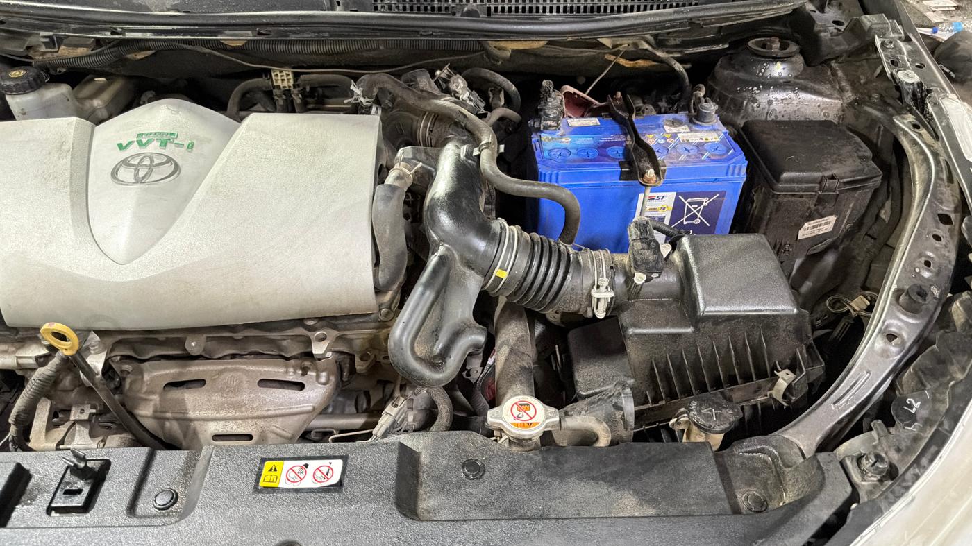 2018 Toyota YARIS G CVT, Petrol, Automatic, 98,910 km, Engine View - Left