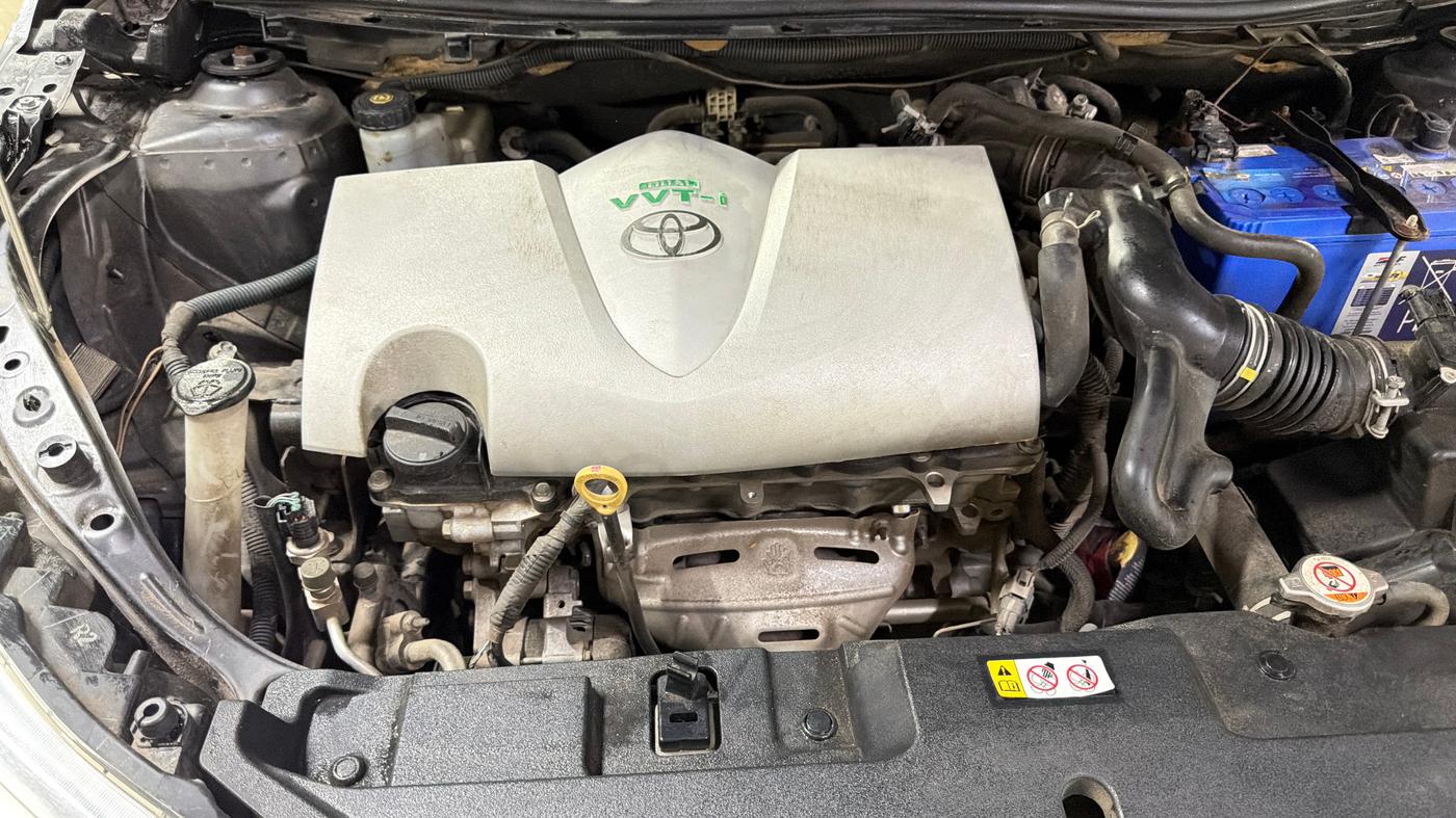 2018 Toyota YARIS G CVT, Petrol, Automatic, 98,910 km, Engine View - Right