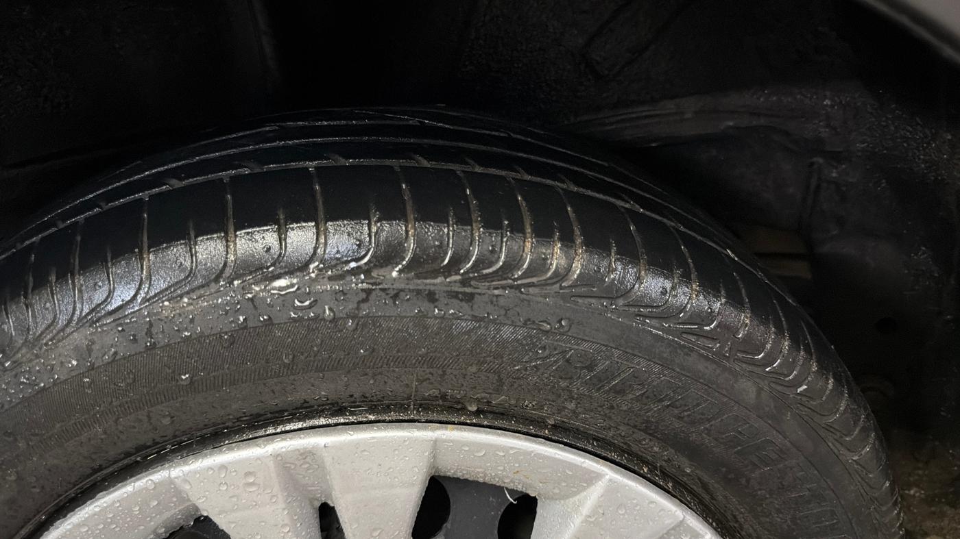 2018 Toyota YARIS G CVT, Petrol, Automatic, 98,910 km, Right Rear Tyre Tread