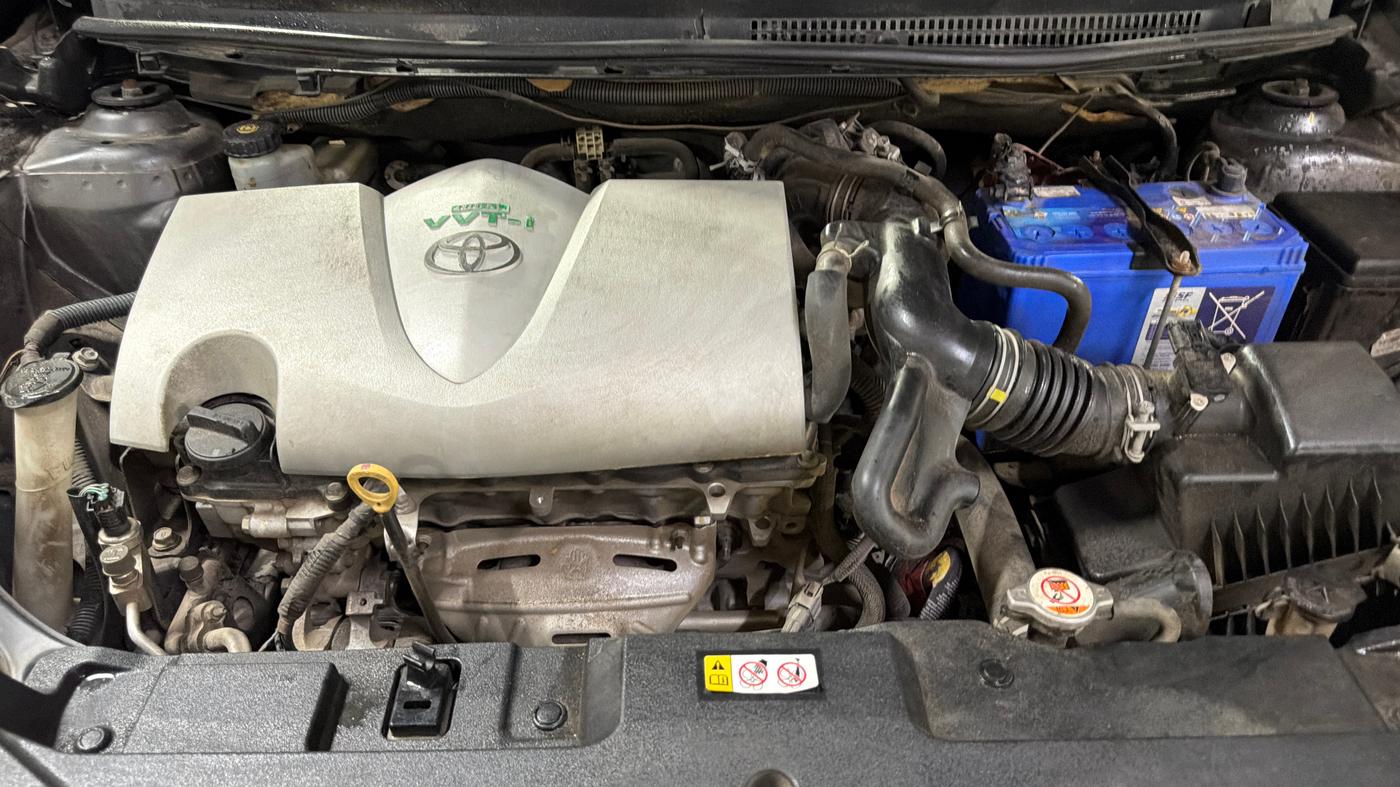 2018 Toyota YARIS G CVT, Petrol, Automatic, 98,910 km, Engine View
