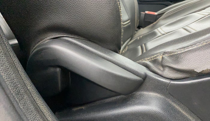 2019 Ford Ecosport AMBIENTE 1.5L DIESEL, Diesel, Manual, 92,476 km, Driver Side Adjustment Panel