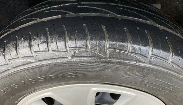 2019 Ford Ecosport AMBIENTE 1.5L DIESEL, Diesel, Manual, 92,476 km, Right Rear Tyre Tread