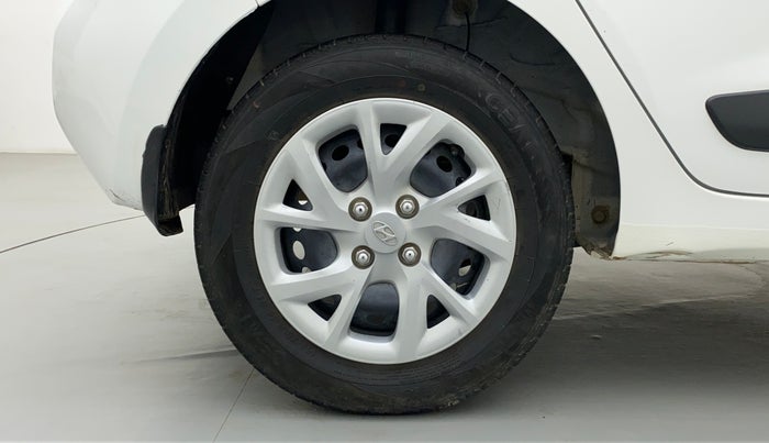 2019 Hyundai Grand i10 MAGNA 1.2 VTVT, Petrol, Manual, 61,585 km, Right Rear Wheel