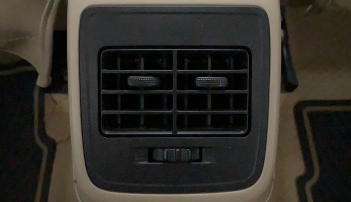 2020 Maruti Dzire VXI, Petrol, Manual, 27,866 km, Rear AC Vents