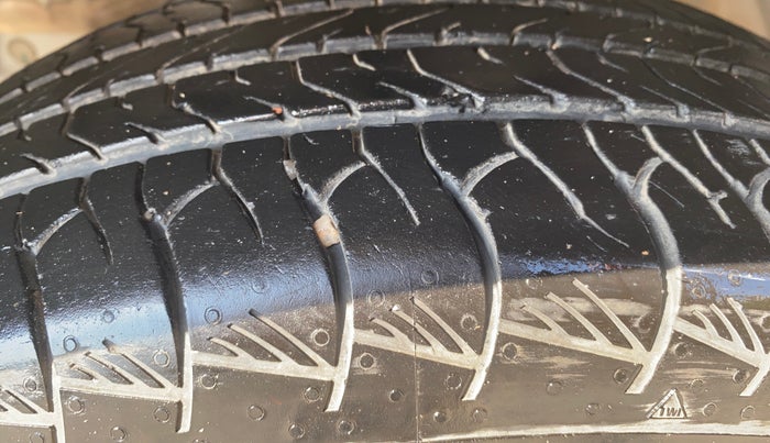 2024 Mahindra XUV 3XO MX3 Pro 1.2 L TCMPFi, Petrol, Manual, 15,478 km, Left Front Tyre Tread