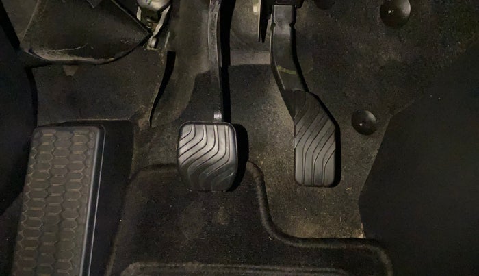 2023 Nissan MAGNITE XV CVT TURBO KURO EDITION , Petrol, Automatic, 19,941 km, Pedals