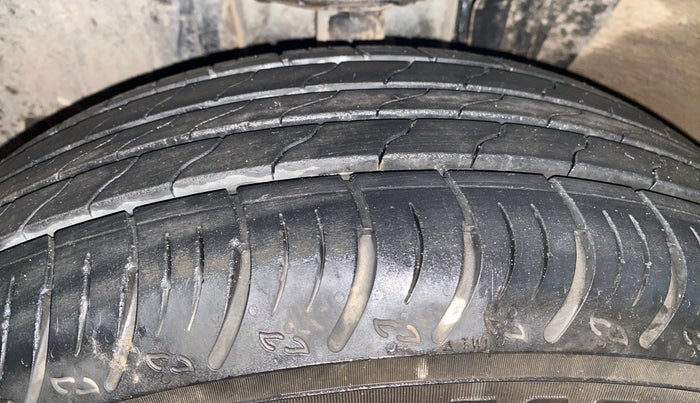 2023 Nissan MAGNITE XV CVT TURBO KURO EDITION , Petrol, Automatic, 19,941 km, Left Front Tyre Tread