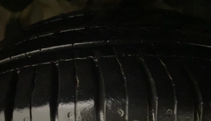 2019 Ford New Figo TITANIUM1.5 DIESEL, Diesel, Manual, 71,342 km, Right Front Tyre Tread