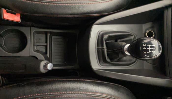 2019 Ford New Figo TITANIUM1.5 DIESEL, Diesel, Manual, 71,342 km, Gear Lever