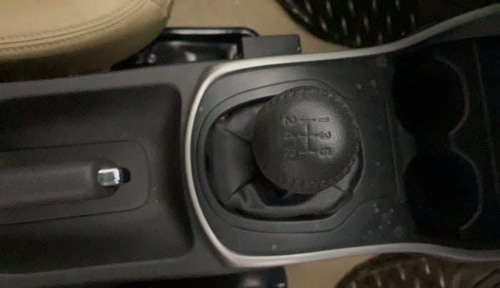 2016 Honda City 1.5L I-VTEC VX (O) MT, Petrol, Manual, 39,445 km, Gear Lever