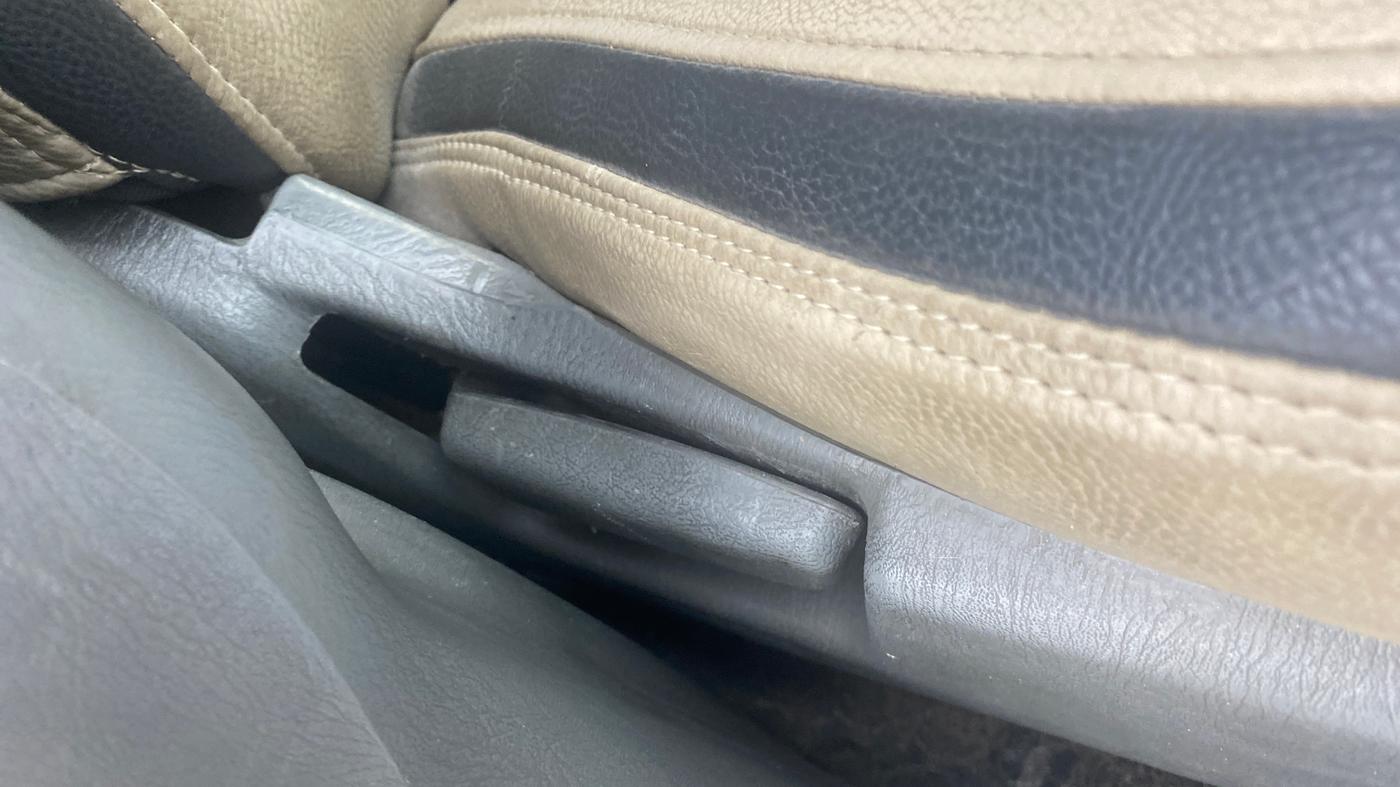 2014 Maruti Alto K10 VXI, Petrol, Manual, 96,256 km, Driver Side Adjustment Panel