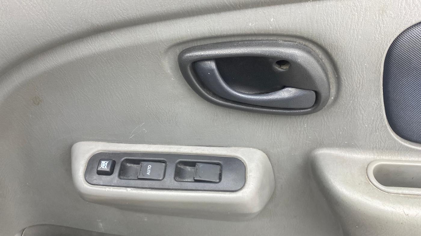 2014 Maruti Alto K10 VXI, Petrol, Manual, 96,256 km, Driver Side Door Panels Control