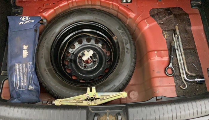 2013 Hyundai i20 SPORTZ 1.4 AT, Petrol, Automatic, 56,874 km, Spare Tyre