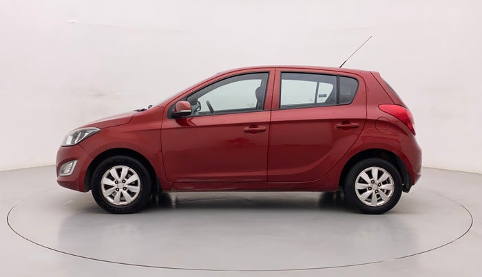 2013 Hyundai i20 SPORTZ 1.4 AT, Petrol, Automatic, 56,874 km, Left Side