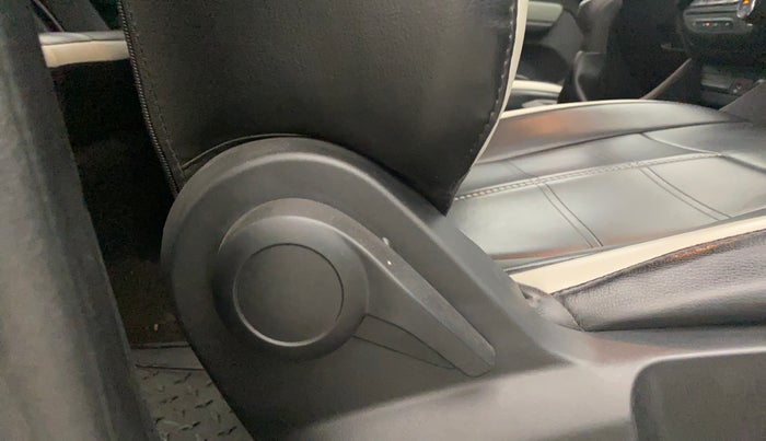 2024 Tata PUNCH ADVENTURE RHYTHM CNG, CNG, Manual, 18,479 km, Driver Side Adjustment Panel