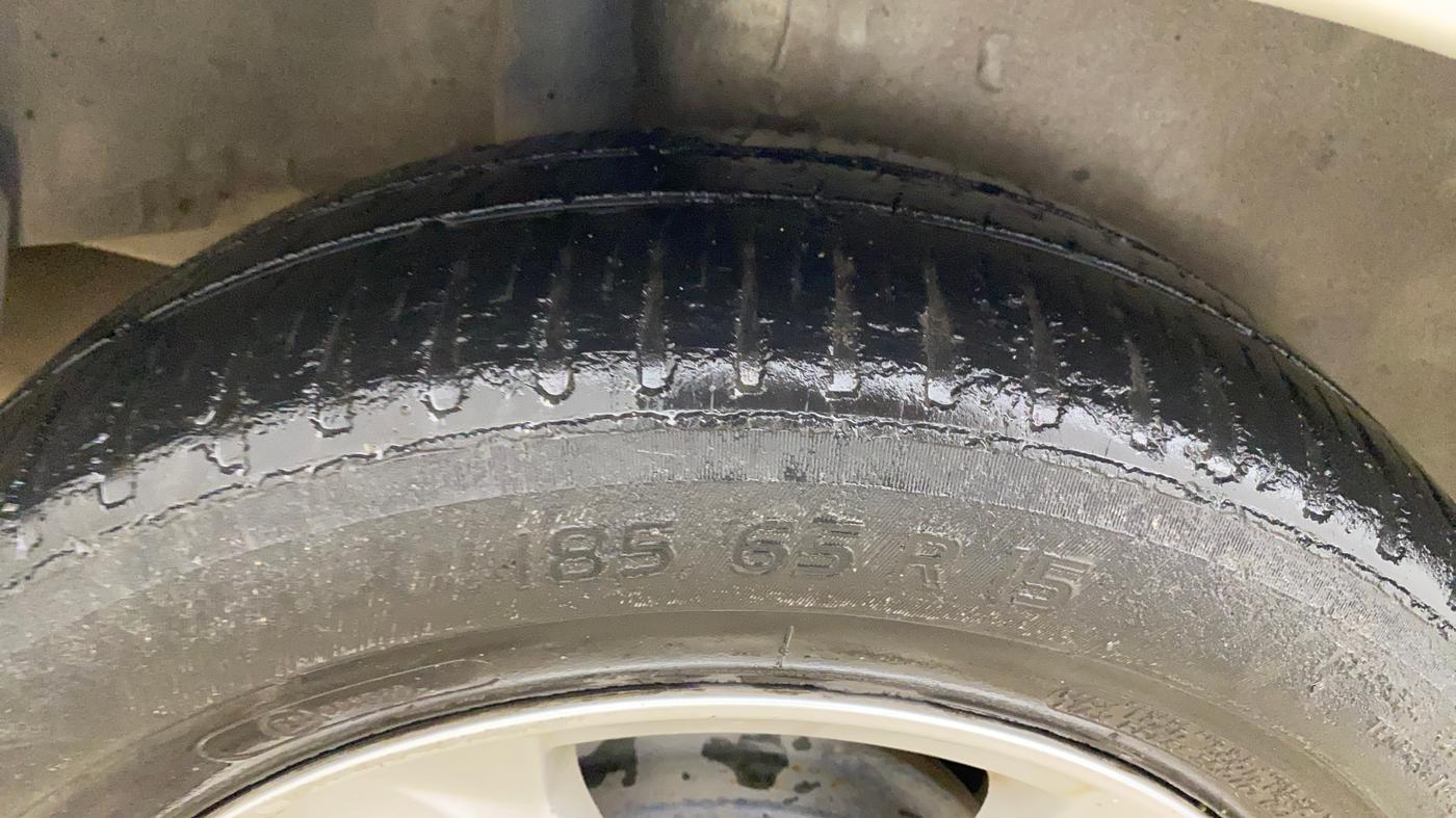 2013 Honda City 1.5L I-VTEC S MT, Petrol, Manual, 1,32,382 km, Right Rear Tyre Tread