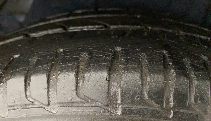 2011 Hyundai i20 ASTA 1.2, Petrol, Manual, 58,299 km, Right Rear Tyre Tread