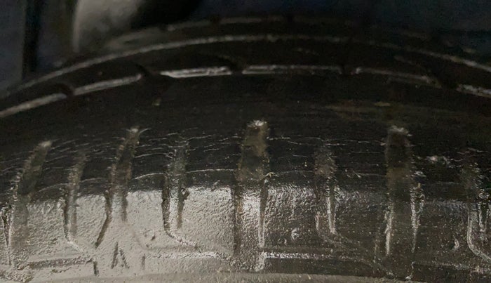 2011 Hyundai i20 ASTA 1.2, Petrol, Manual, 58,299 km, Left Rear Tyre Tread