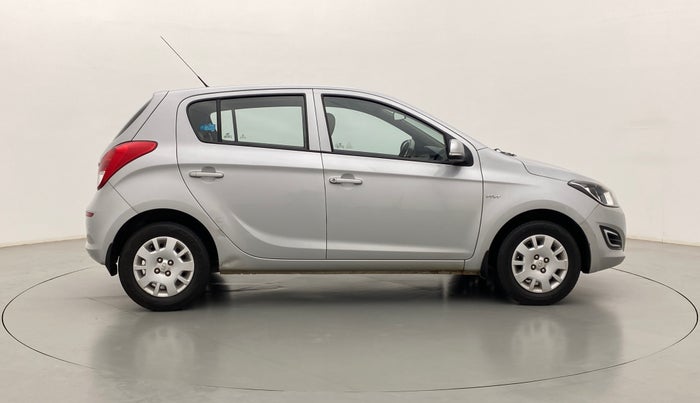2013 Hyundai i20 MAGNA (O) 1.2, Petrol, Manual, 61,452 km, Right Side View